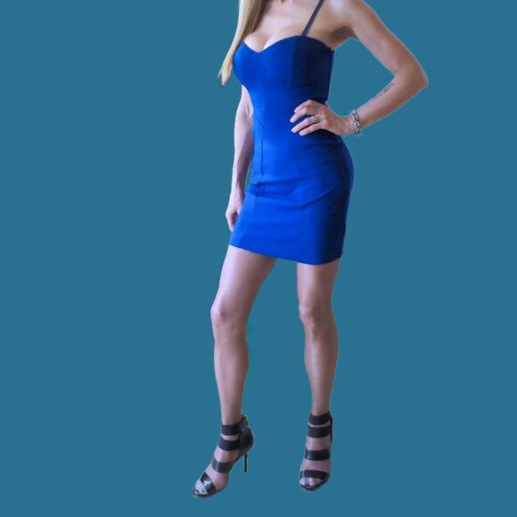 dress - Picture 4 of 4